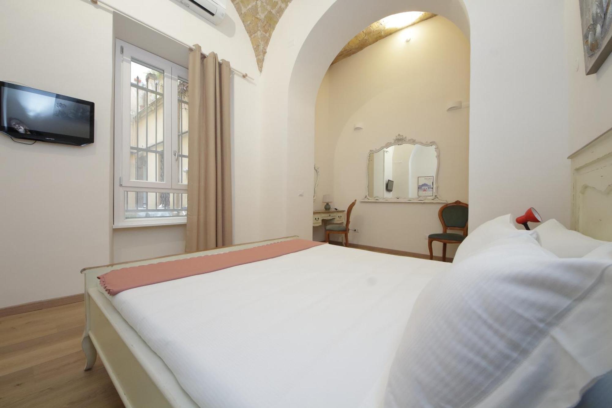 Apartment Ych-lovely Near Termini Station