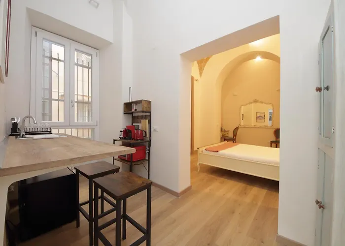 Ych-Lovely Apartment Near Termini Station