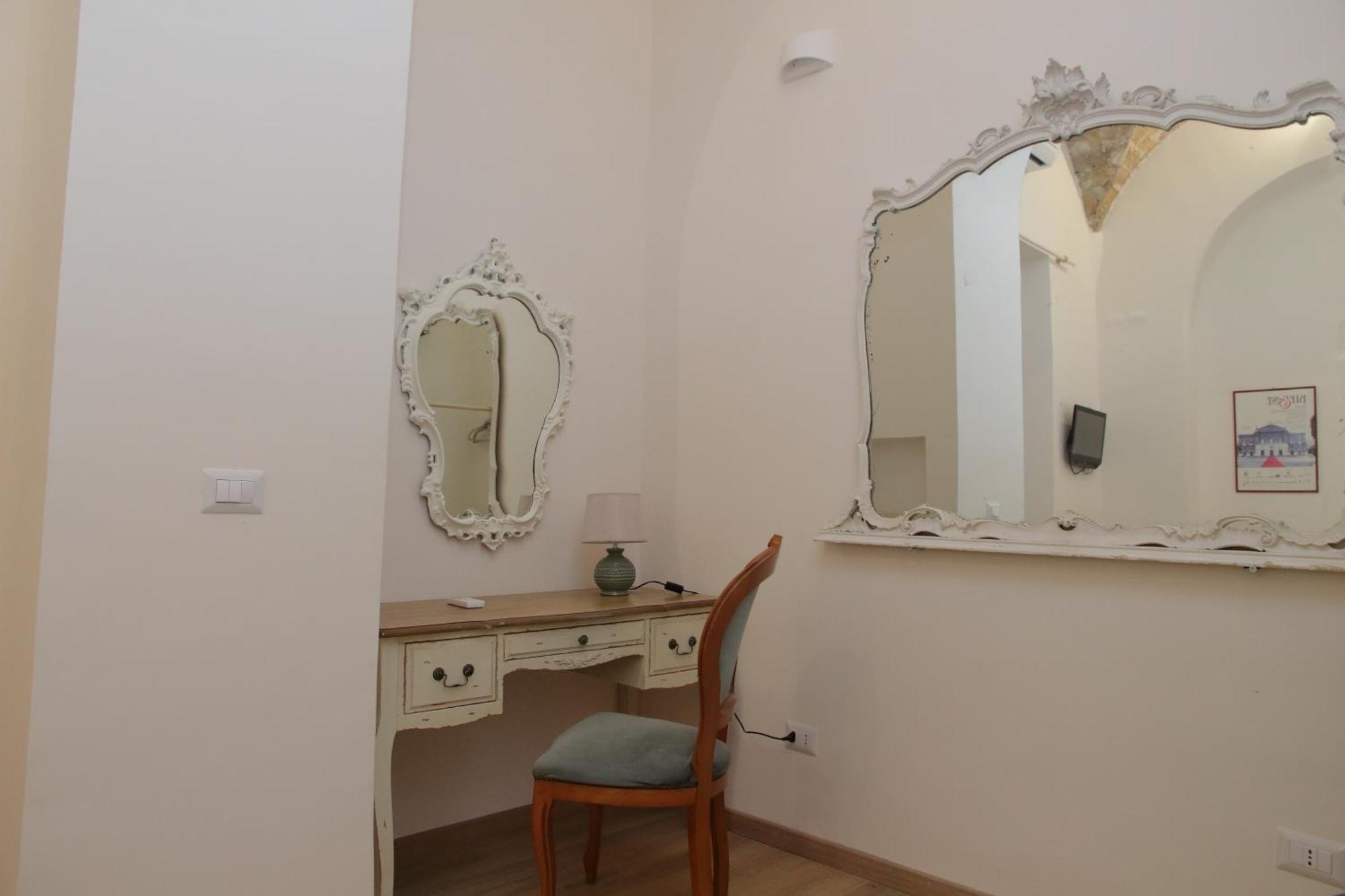 Apartment Ych-lovely Near Termini Station Rom