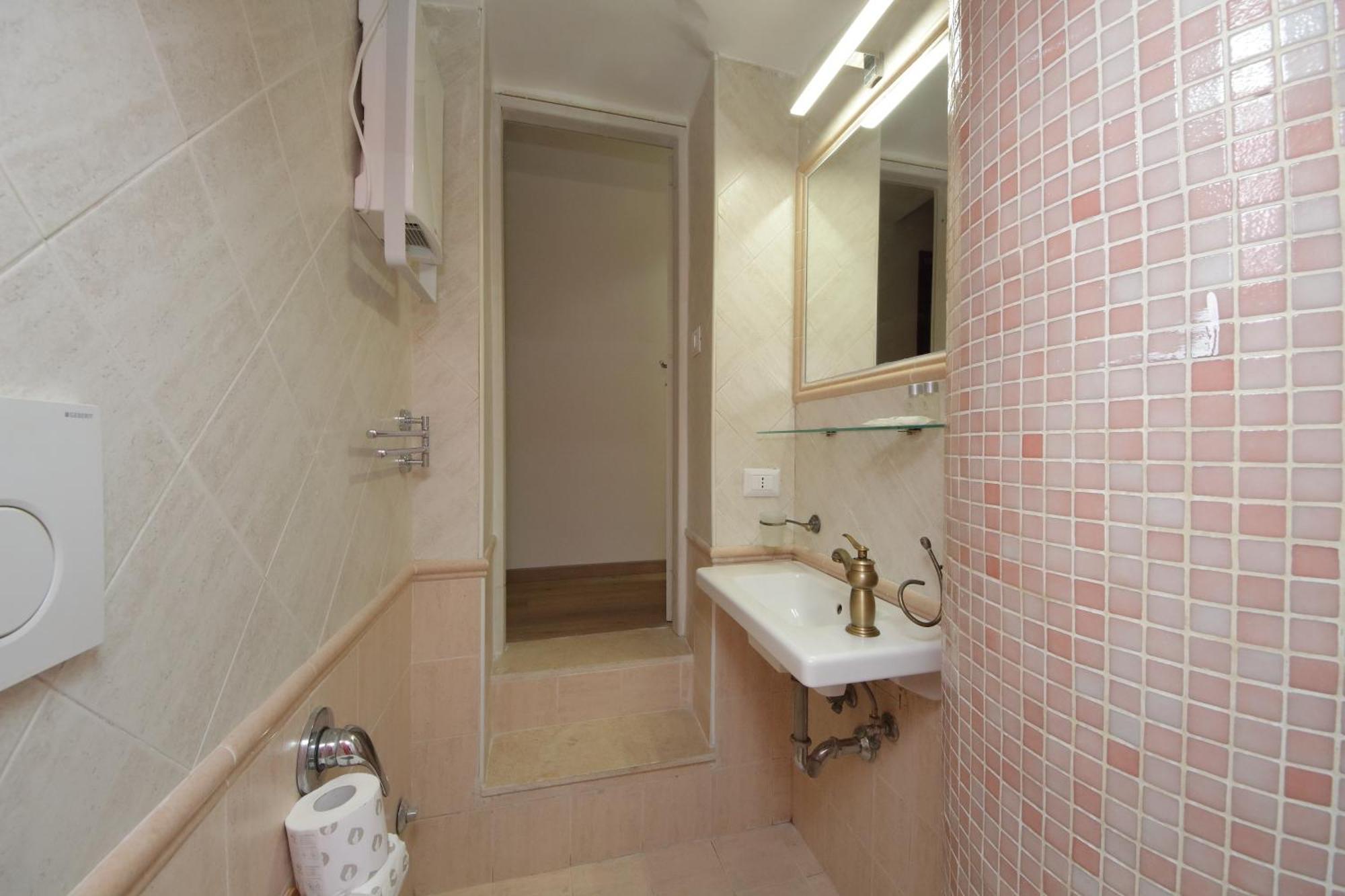 Apartment Ych-lovely Near Termini Station Rom